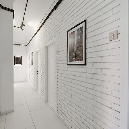 Hannah Inn Budget Hotel アスターナ エクステリア 写真