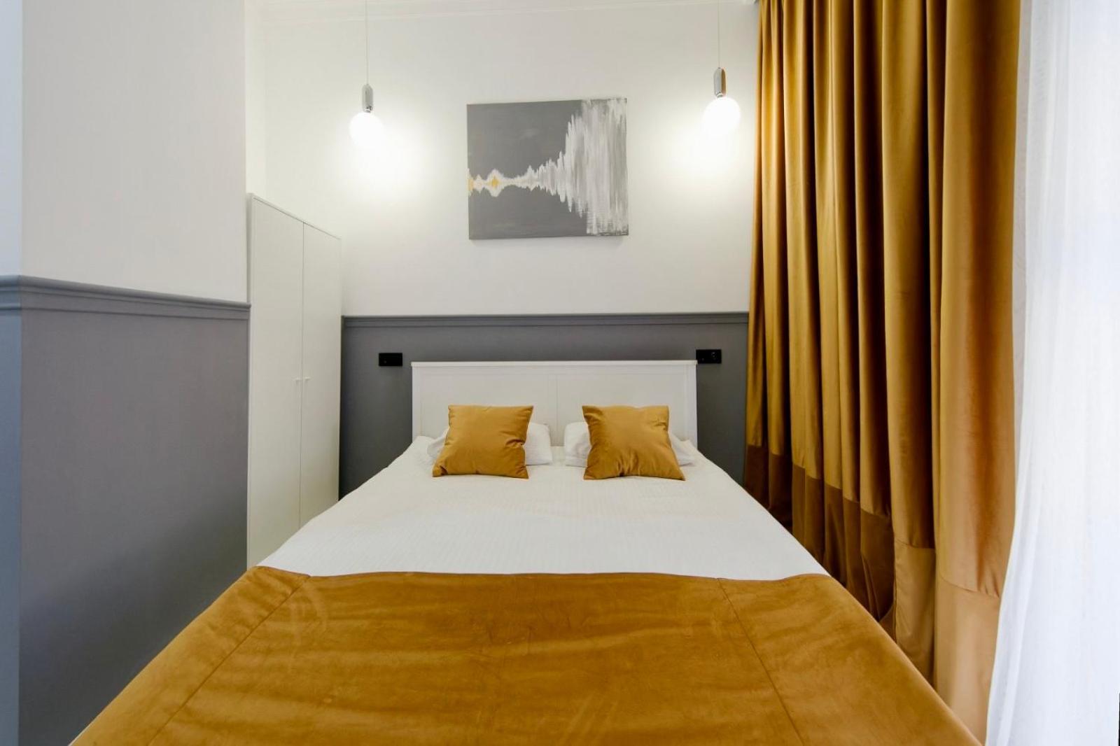 Hannah Inn Budget Hotel アスターナ エクステリア 写真