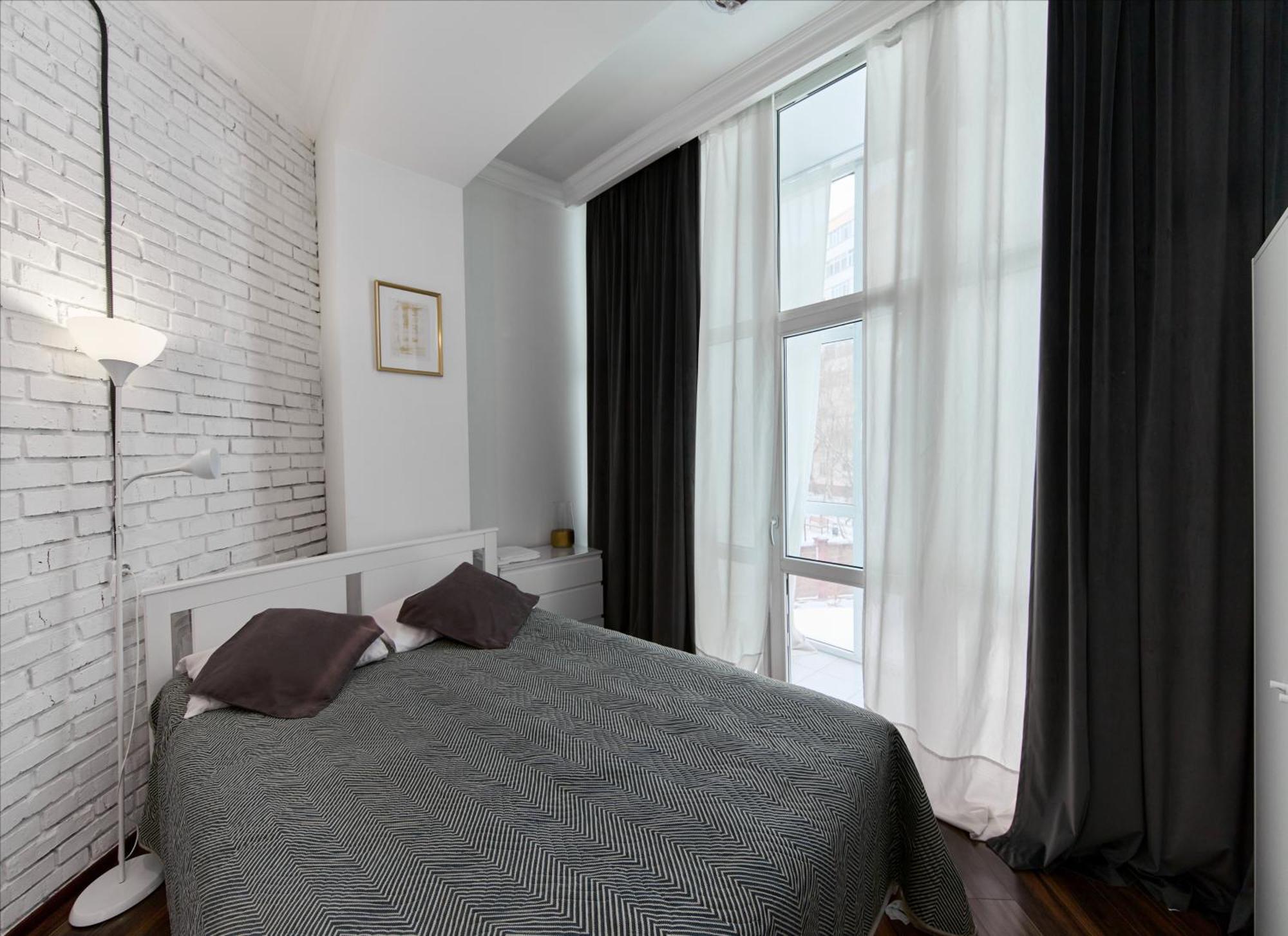 Hannah Inn Budget Hotel アスターナ エクステリア 写真